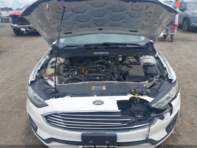 2019 FORD FUSION SE 10