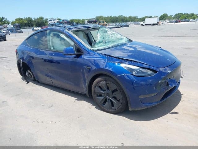 2024 TESLA MODEL Y