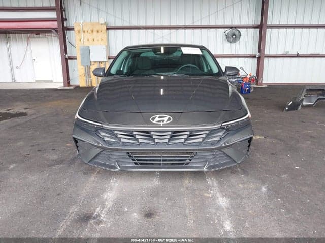 2024 HYUNDAI ELANTRA SEL 13
