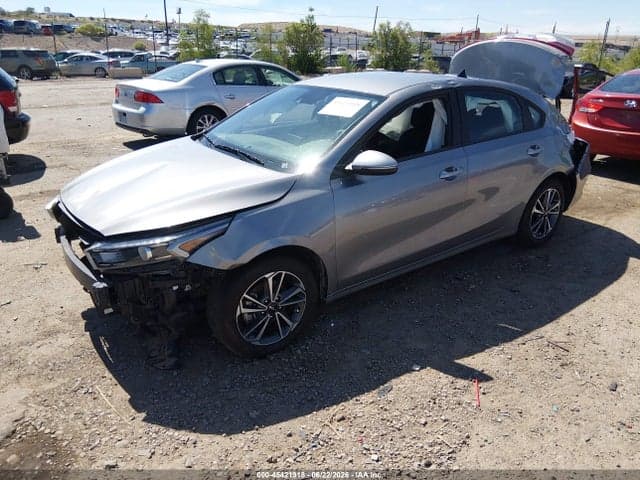2024 KIA FORTE LXS 2