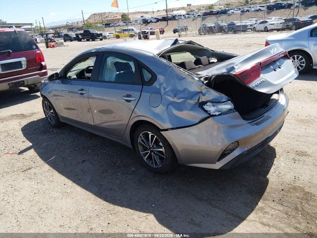2024 KIA FORTE LXS 3