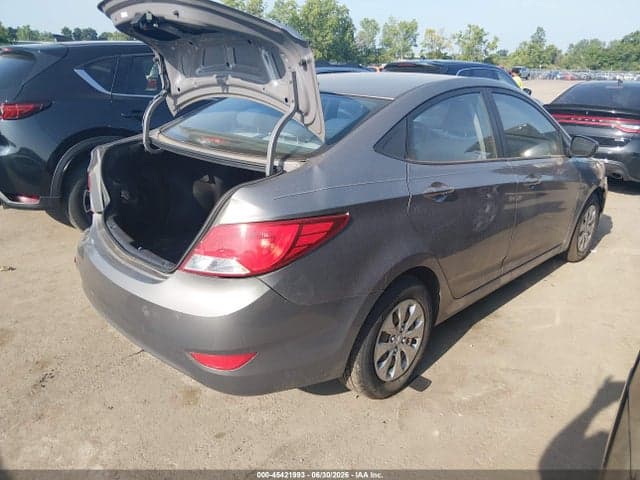 2017 HYUNDAI ACCENT SE 4