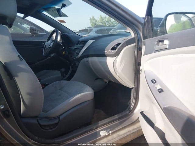 2017 HYUNDAI ACCENT SE 5