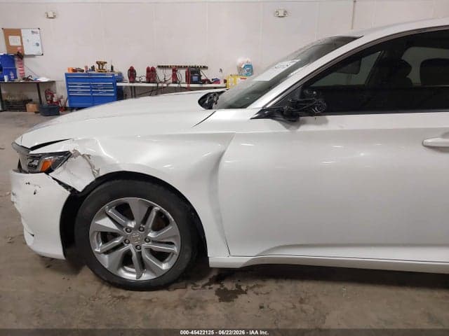 2018 HONDA ACCORD LX 17