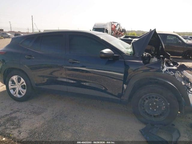 2025 CHEVROLET TRAX FWD LS 17