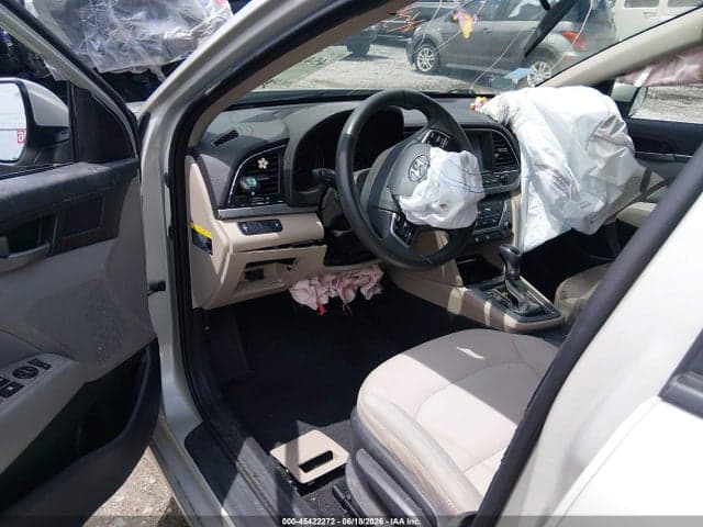 2017 HYUNDAI ELANTRA SE 12