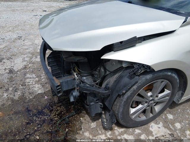 2017 HYUNDAI ELANTRA SE 5