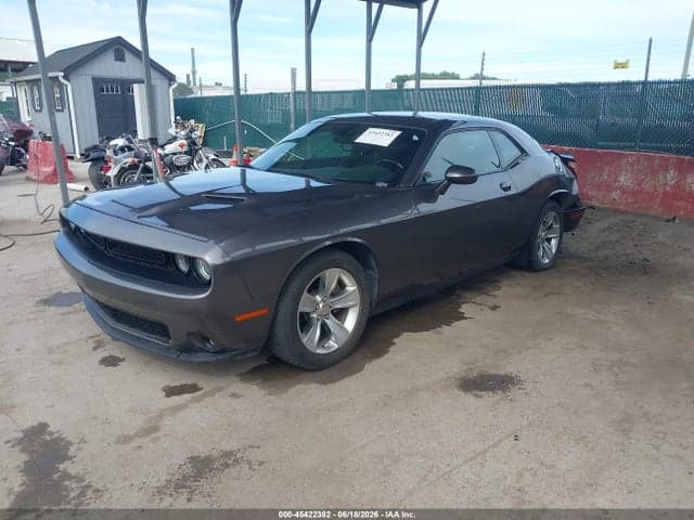 2021 DODGE CHALLENGER SXT 2