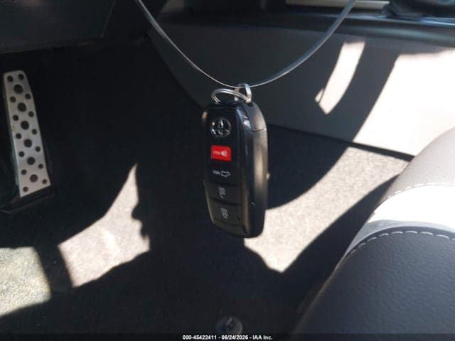 2026 TOYOTA CAMRY SE 11