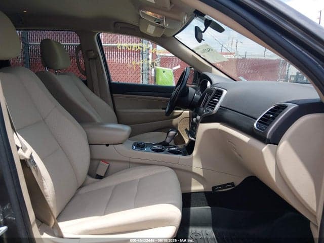2019 JEEP GRAND CHEROKEE LAREDO E 4X4 5