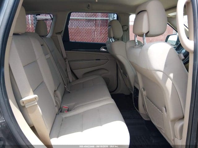 2019 JEEP GRAND CHEROKEE LAREDO E 4X4 8