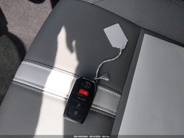 2026 TOYOTA CAMRY SE 11