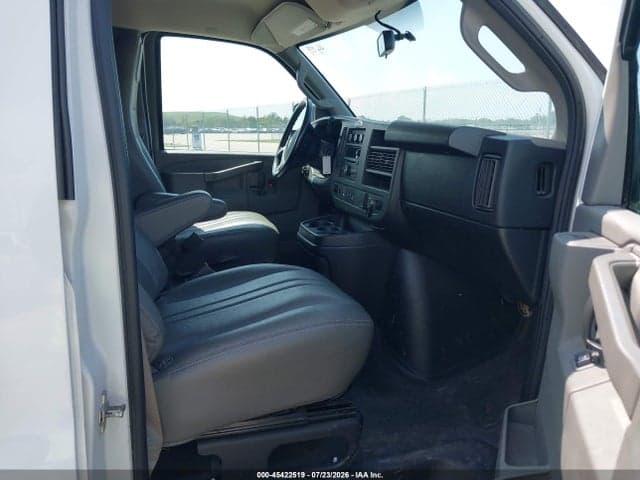 2018 CHEVROLET EXPRESS 3500 WORK VAN 5