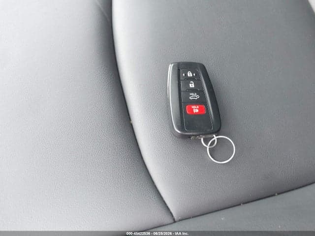 2025 TOYOTA RAV4 XLE PREMIUM 11
