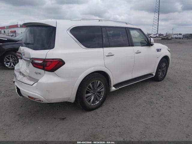 2018 INFINITI QX80 4