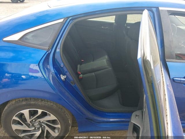 2017 HONDA CIVIC EX 8