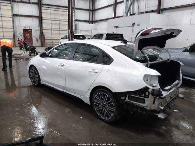 2021 KIA FORTE GT 3