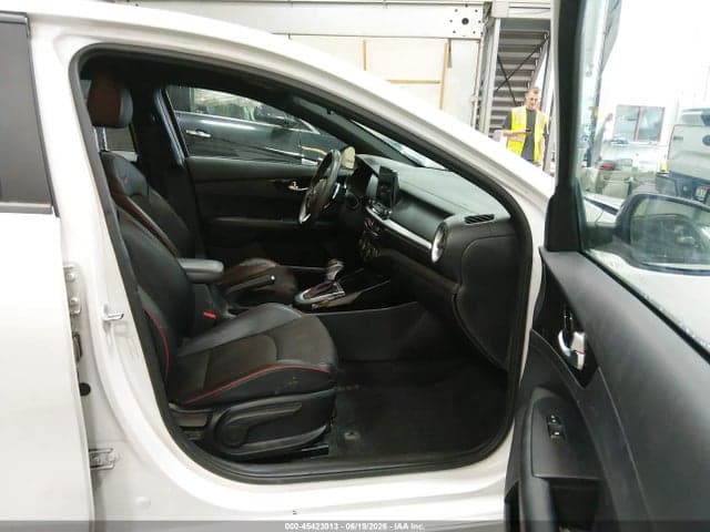2021 KIA FORTE GT 5