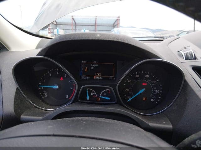 2017 FORD ESCAPE SE 7