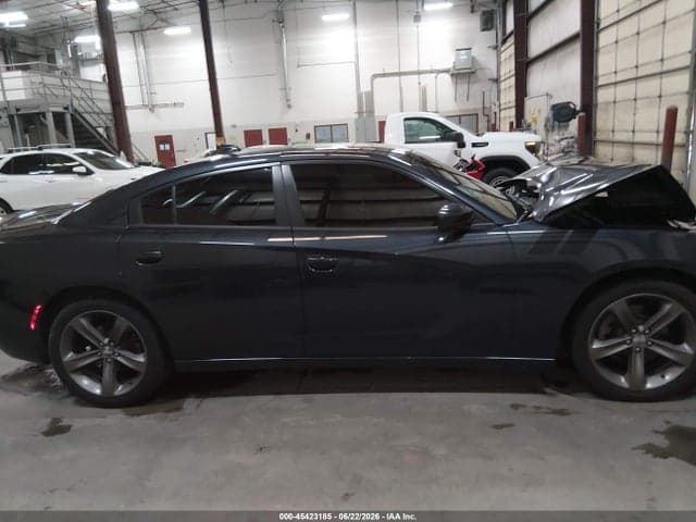 2017 DODGE CHARGER SXT RWD 13