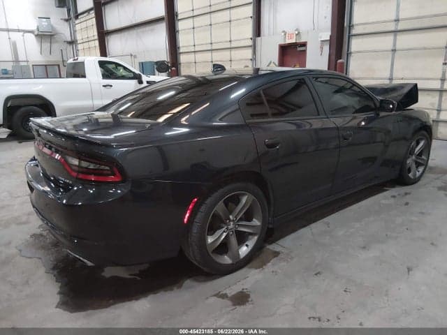 2017 DODGE CHARGER SXT RWD 4