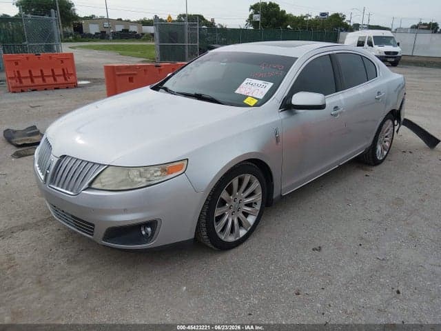 2011 LINCOLN MKS 2