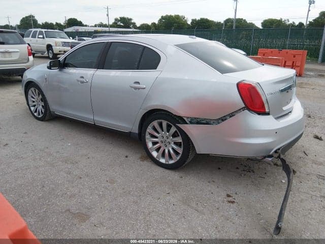 2011 LINCOLN MKS 3