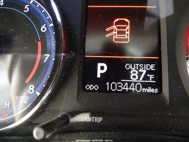 2018 TOYOTA COROLLA LE 15