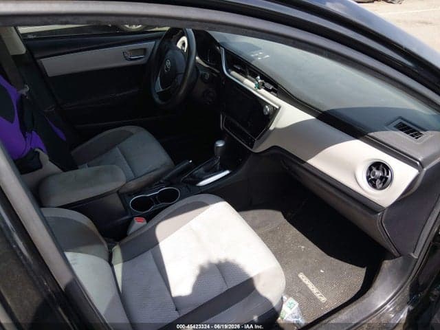 2018 TOYOTA COROLLA LE 5