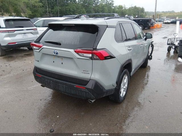 2020 TOYOTA RAV4 HYBRID XLE 4