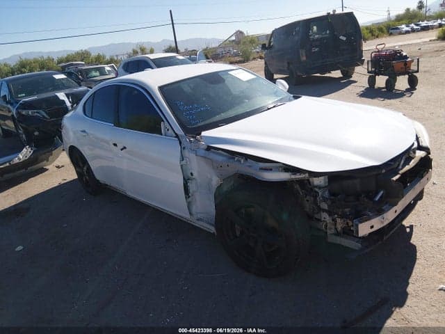 2017 ALFA ROMEO GIULIA RWD