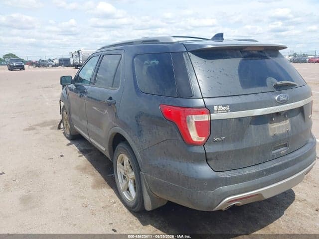 2017 FORD EXPLORER XLT 3