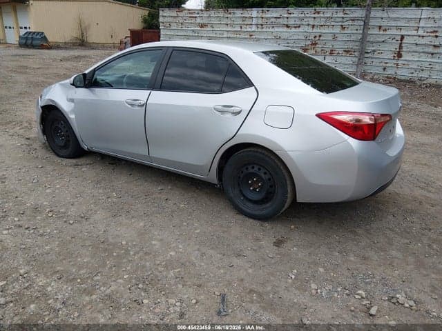 2017 TOYOTA COROLLA LE 3