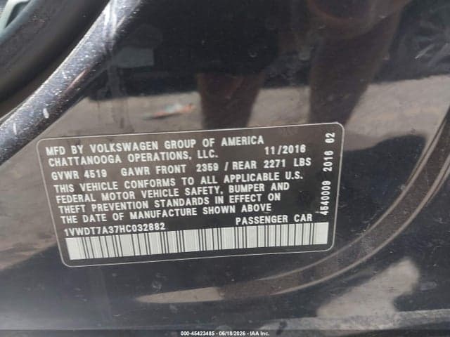 2017 VOLKSWAGEN PASSAT 1.8T R-LINE 9