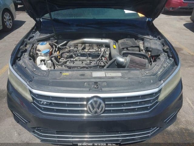 2017 VOLKSWAGEN PASSAT 1.8T R-LINE 10
