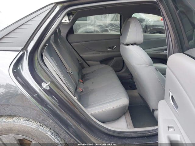 2022 HYUNDAI ELANTRA SEL 8