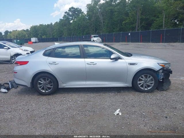 2019 KIA OPTIMA LX 14