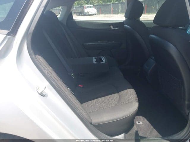 2019 KIA OPTIMA LX 8