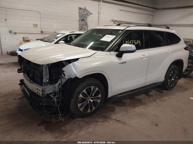2020 TOYOTA HIGHLANDER HYBRID XLE 2