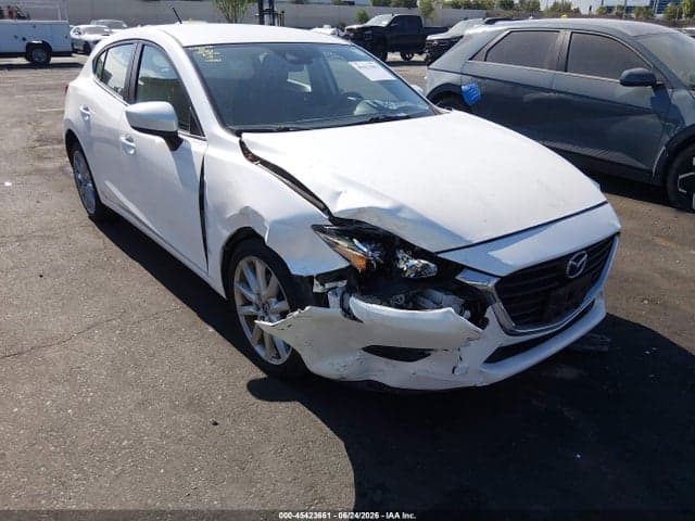 2017 MAZDA MAZDA3 TOURING 1
