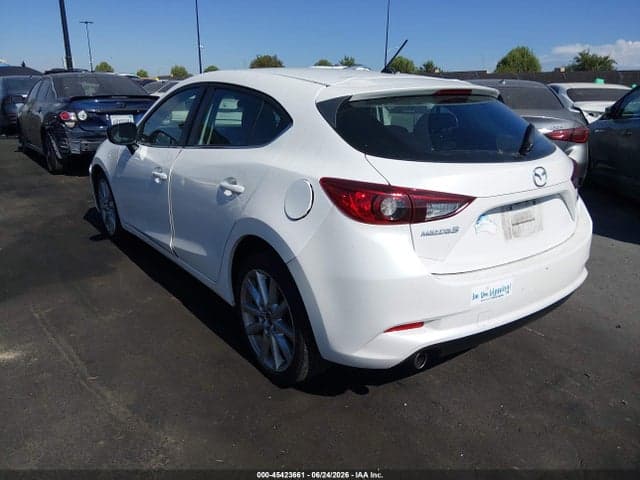 2017 MAZDA MAZDA3 TOURING 3