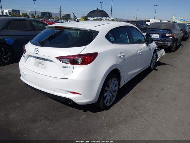 2017 MAZDA MAZDA3 TOURING 4