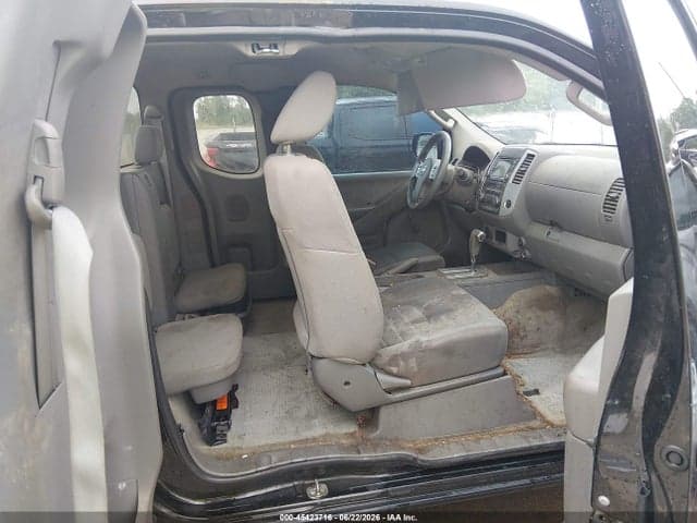 2017 NISSAN FRONTIER S 18