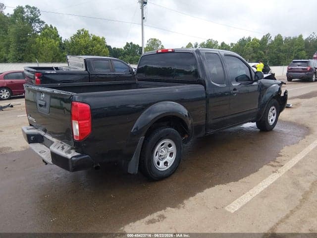 2017 NISSAN FRONTIER S 4