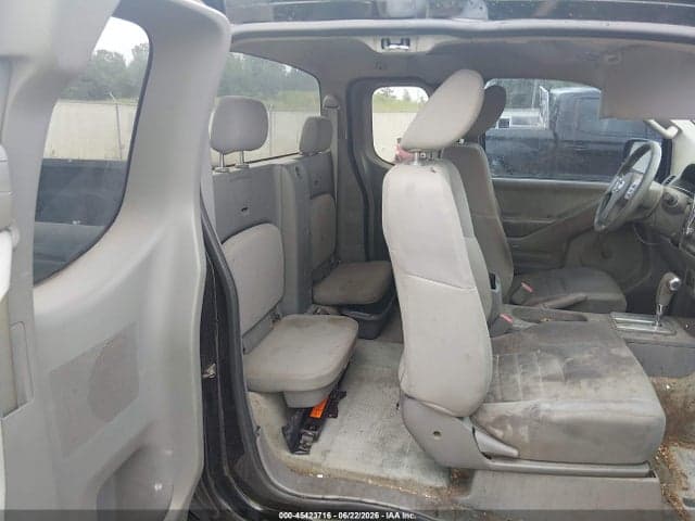 2017 NISSAN FRONTIER S 8
