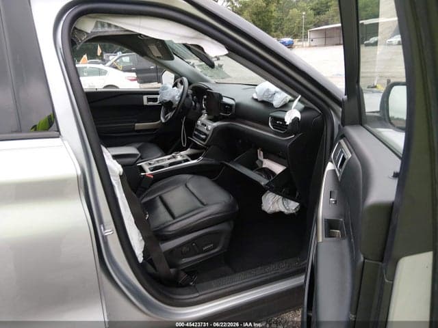 2023 FORD EXPLORER XLT 5