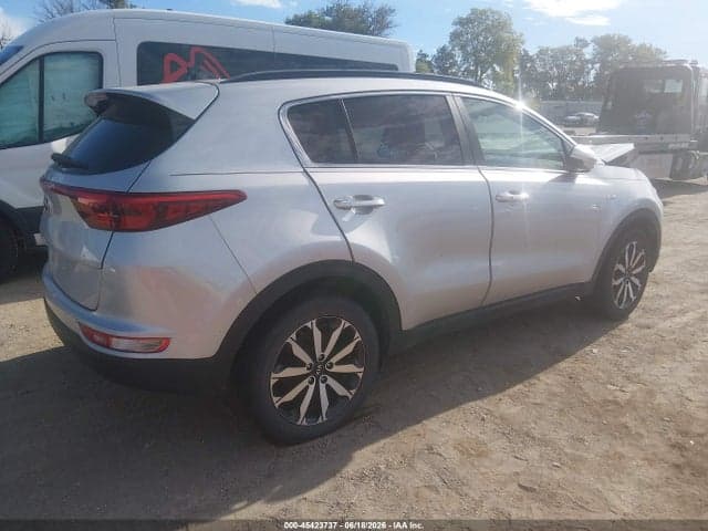 2018 KIA SPORTAGE EX 4