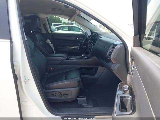 2023 NISSAN PATHFINDER SL 4WD 5