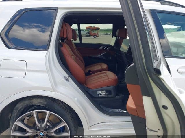 2020 BMW X7 M50I 8