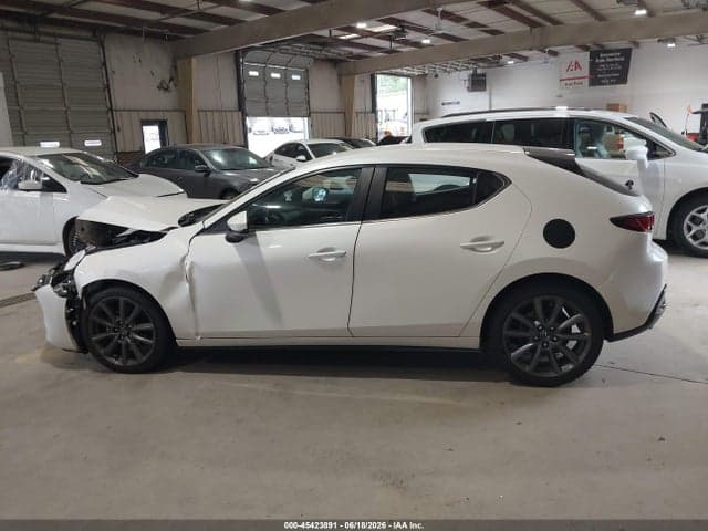 2021 MAZDA MAZDA3 SELECT 14